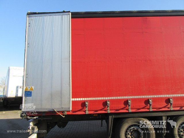 Semi-remorque bâchée Schmitz Cargobull Curtainsider Coil Getränke