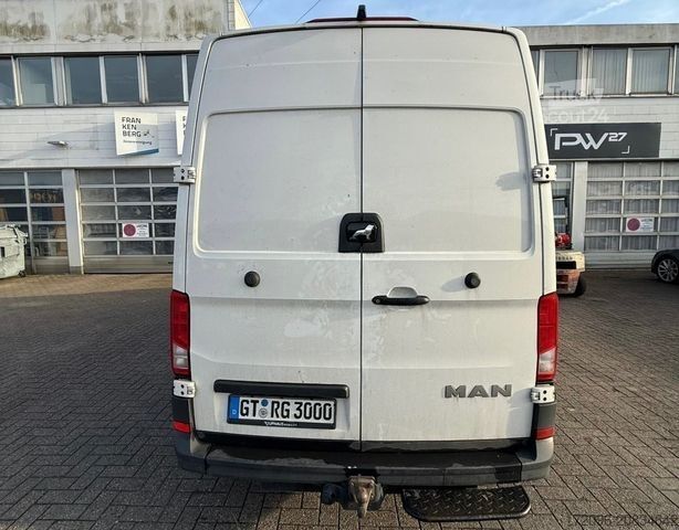 High top van MAN TGE 3.180 L4H3 2x Tür, Turbo neu, Navi, Ahk.