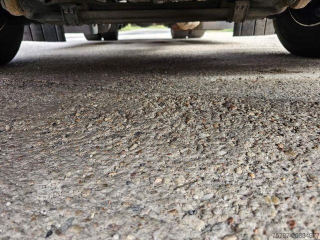 Tracteur routier standard IVECO 460,Retrader,Standklima, voll durchrep., CNG