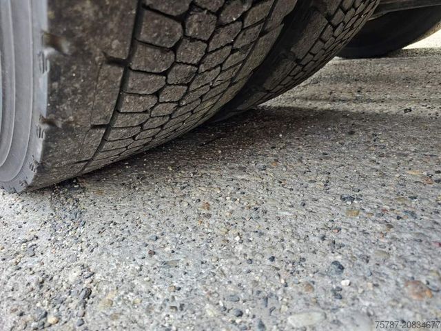 Tracteur routier standard IVECO 460,Retrader,Standklima, voll durchrep., CNG