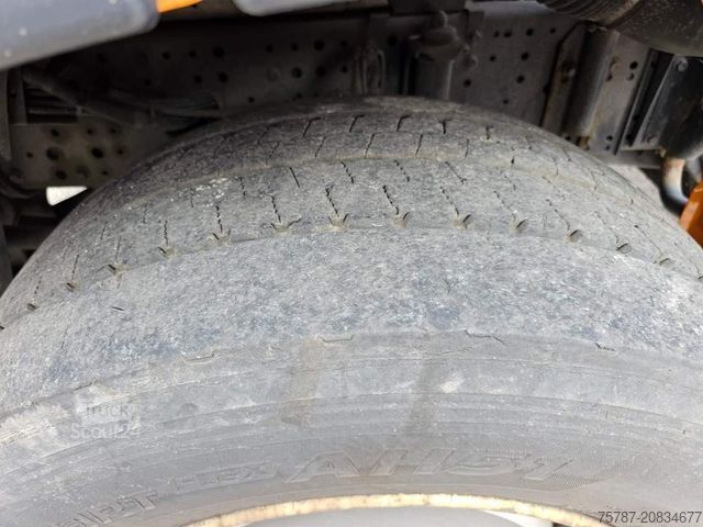 Tracteur routier standard IVECO 460,Retrader,Standklima, voll durchrep., CNG