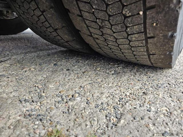 Tracteur routier standard IVECO 460,Retrader,Standklima, voll durchrep., CNG