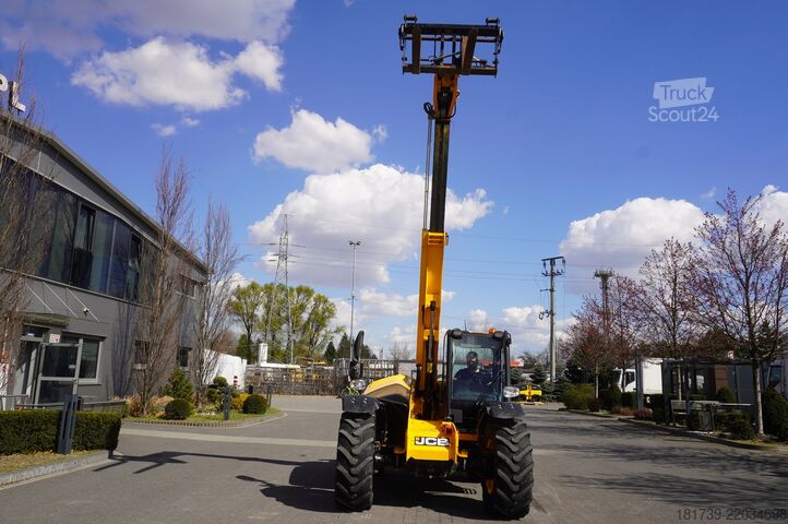 Teleloader JCB 526-56 AGRI Plus / 5.6 m / joystick