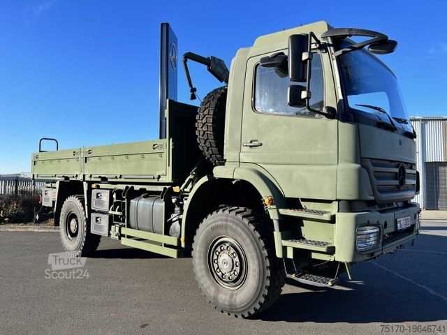 Vrachtauto met open laadbak MERCEDES-BENZ Axor 1829 A 4x4 Pritsche