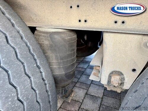 Auflieger mit Pritsche & Plane Schmitz Cargobull 