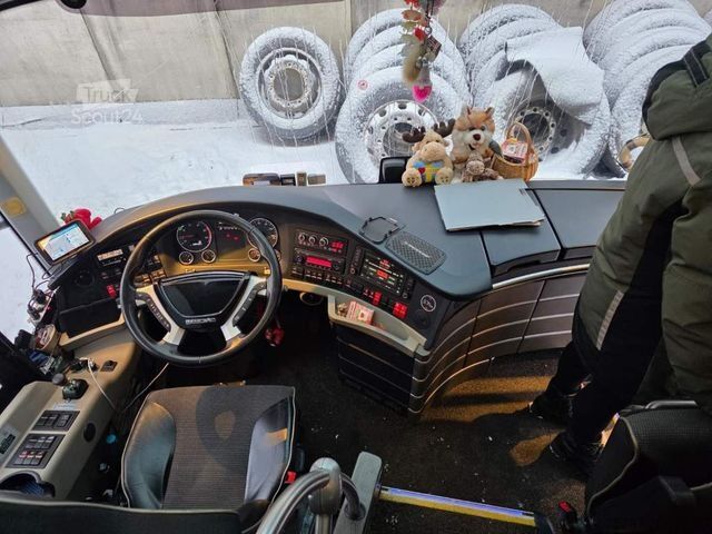 Tilausajobussi NEOPLAN Cityliner L 63+2+1,neues AT Getriebe,ZF Intarder