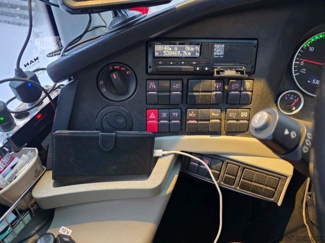 Tilausajobussi NEOPLAN Cityliner L 63+2+1,neues AT Getriebe,ZF Intarder