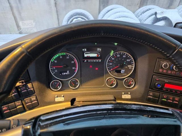 Tilausajobussi NEOPLAN Cityliner L 63+2+1,neues AT Getriebe,ZF Intarder