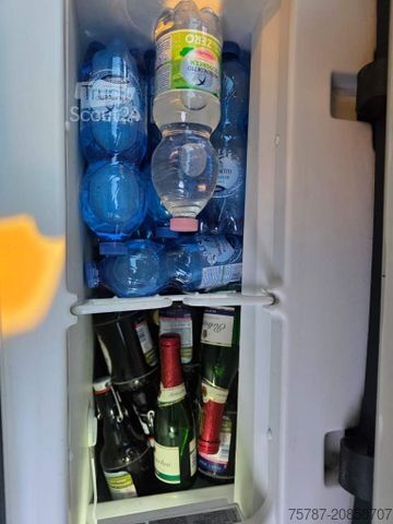 Tilausajobussi NEOPLAN Cityliner L 63+2+1,neues AT Getriebe,ZF Intarder