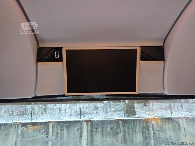 Tilausajobussi NEOPLAN Cityliner L 63+2+1,neues AT Getriebe,ZF Intarder