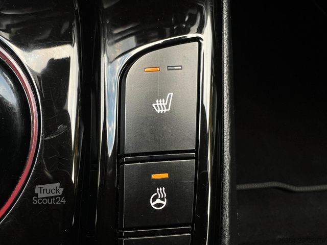 Van KIA Soul e-Soul DynamicLine 64 kWh LED Navi Kamera