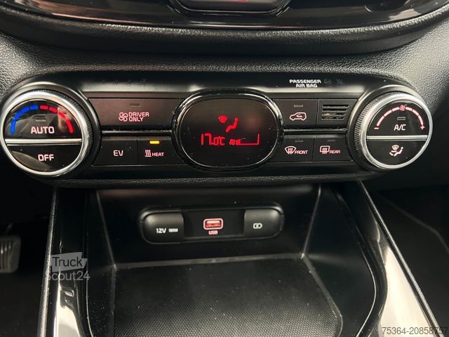 Van KIA Soul e-Soul DynamicLine 64 kWh LED Navi Kamera