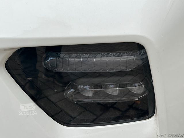 Van KIA Soul e-Soul DynamicLine 64 kWh LED Navi Kamera