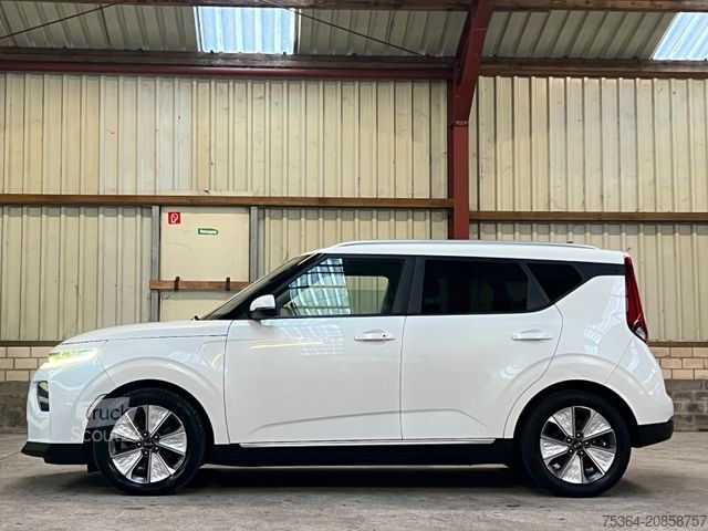 Van KIA Soul e-Soul DynamicLine 64 kWh LED Navi Kamera