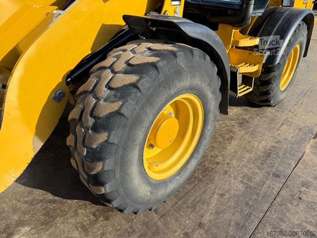 Lastare Caterpillar 908