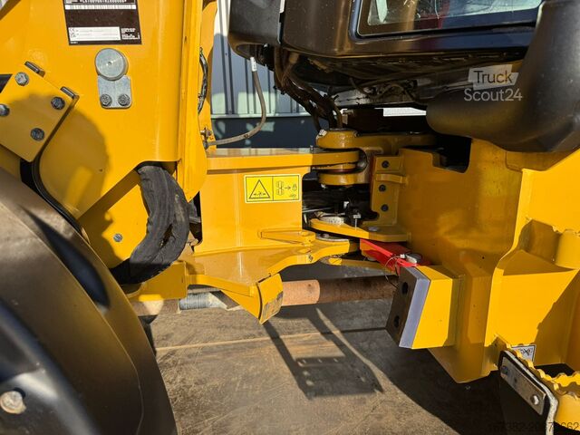 φορτωτής Caterpillar 908