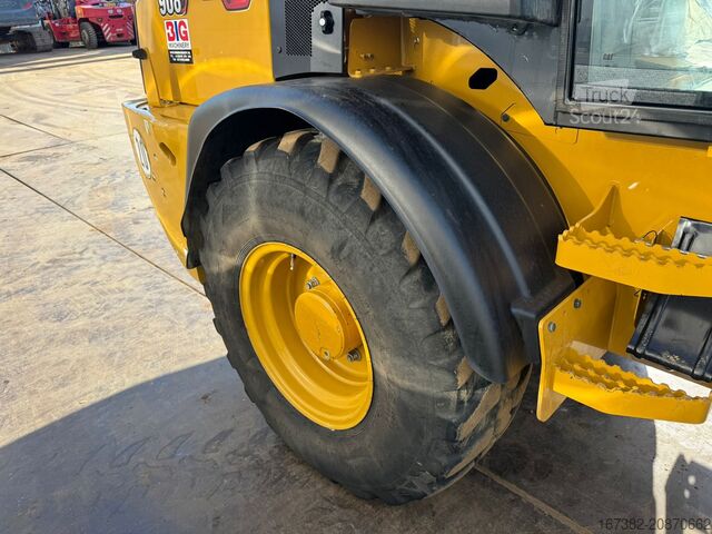 φορτωτής Caterpillar 908