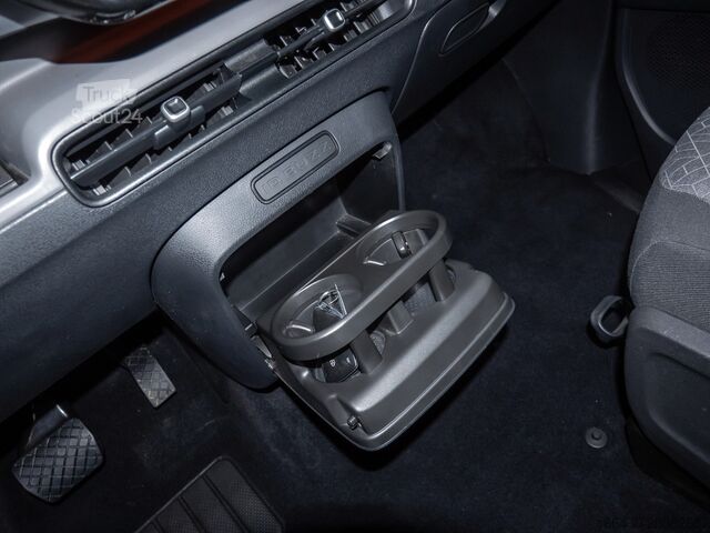 Мікроавтобус VW ID. Buzz Pro LED SPURH. KLIMA BT PDC