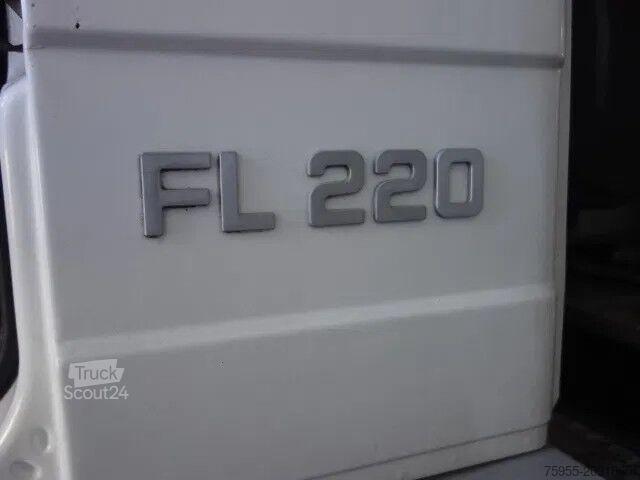 Camion-citerne Volvo FL 240 220PK 12000 LITER STEELSPRINGS