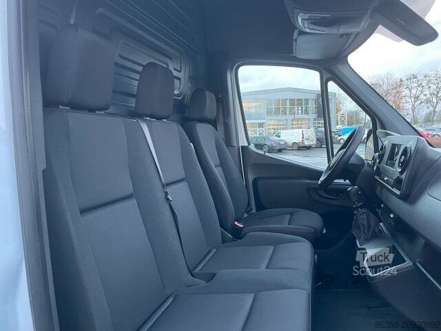 Skåpbil MERCEDES-BENZ Sprinter 316 CDI KA L2H2 Klima MBUX Kamera AHK
