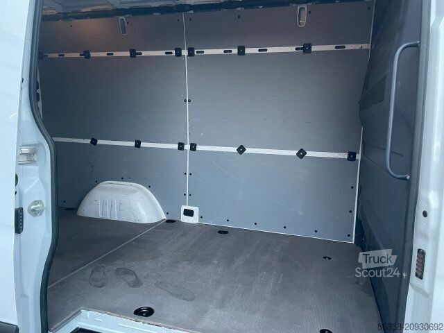 Skåpbil MERCEDES-BENZ Sprinter 316 CDI KA L2H2 Klima MBUX Kamera AHK