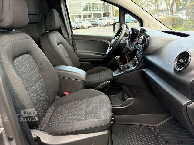 Skåpbil MERCEDES-BENZ Citan 112 CDI KA Navi Kamera AHK1,5t Tempomat ..