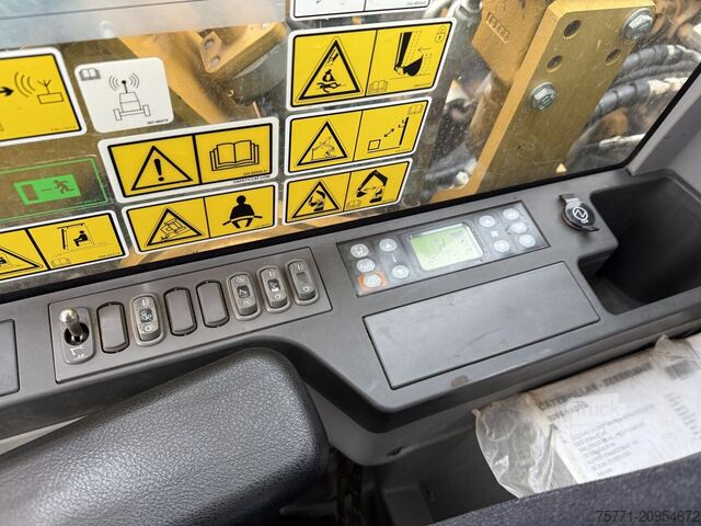 Pelle sur chenilles Caterpillar 320 EL KOPARKA GĄSIENNICOWA