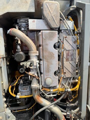 Rupsgraver LIEBHERR Liebherr R922 LC OQ70/55 SW ZSA Klima