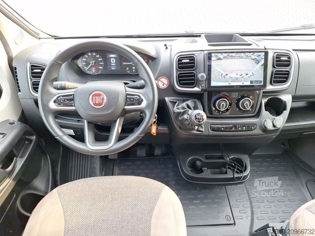 Pusiau integruotas kemperis CARADO pro+ T 457 *Hubbett*SAT*TV*