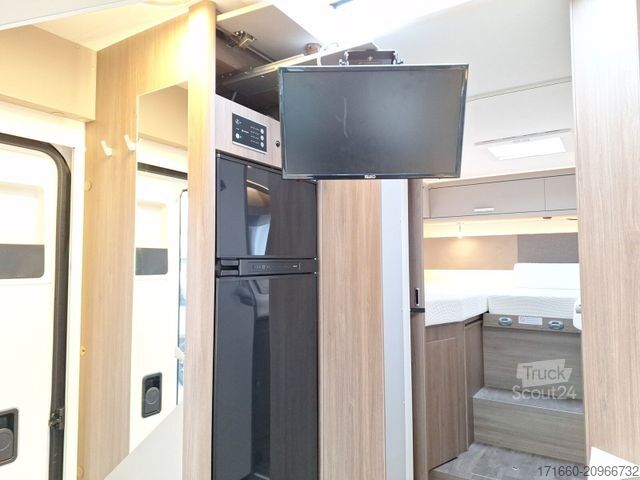 Pusiau integruotas kemperis CARADO pro+ T 457 *Hubbett*SAT*TV*