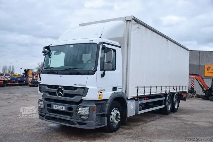 Bâche coulissante Mercedes-Benz Actros 2636