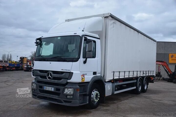 Bâche coulissante Mercedes-Benz Actros 2636