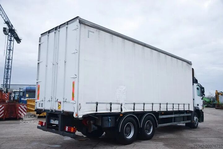 Bâche coulissante Mercedes-Benz Actros 2636