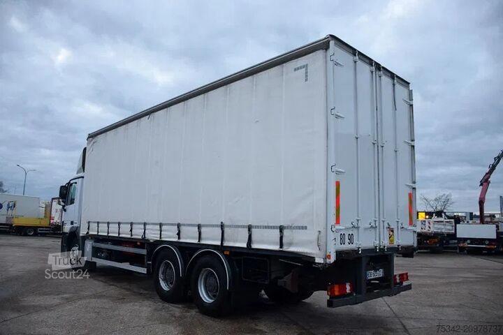 Bâche coulissante Mercedes-Benz Actros 2636