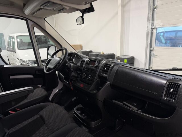 Fourgon pick-up Peugeot Boxer 35 Pritsche-Doka (7-Si.),Maxi,Klima,Radio