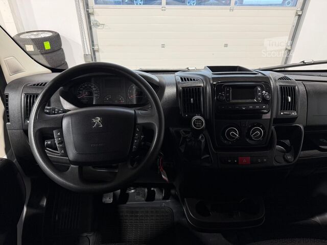 Fourgon pick-up Peugeot Boxer 35 Pritsche-Doka (7-Si.),Maxi,Klima,Radio