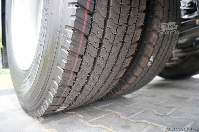 Standard tractor unit RENAULT T480 / 13 L / RETARDER / I-PARK COOL  /   OPONY