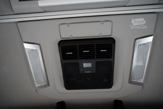 Standard tractor unit RENAULT T480 / 13 L / RETARDER / I-PARK COOL  /   OPONY