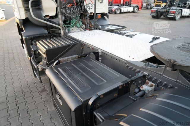 Τυπική μονάδα τράκτορα VOLVO FM 380 / PE?NY ADR  / KABINA DZIENNA / I-SHIFT