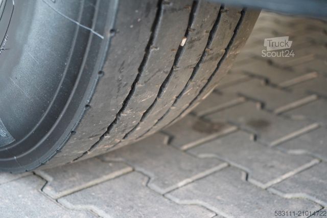 Τυπική μονάδα τράκτορα VOLVO FM 380 / PE?NY ADR  / KABINA DZIENNA / I-SHIFT