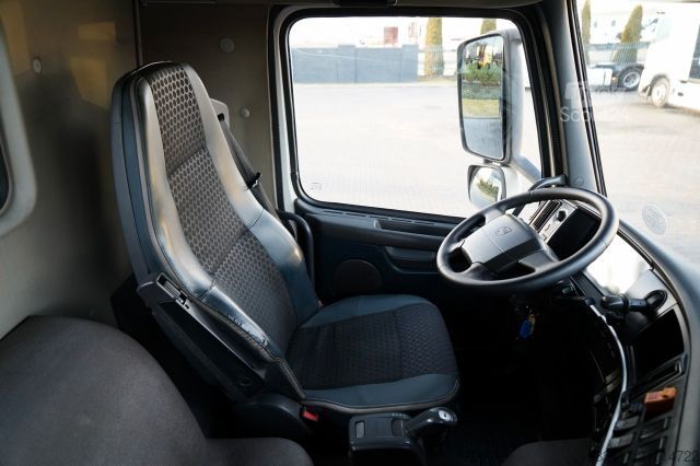 Τυπική μονάδα τράκτορα VOLVO FM 380 / PE?NY ADR  / KABINA DZIENNA / I-SHIFT