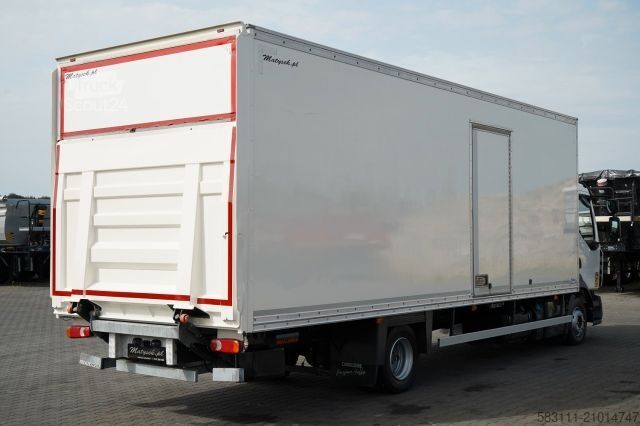 Camion jumbo RENAULT D 210 / 4x2 / KONTENER / 7,5M / WINDA DHOLLANDIA
