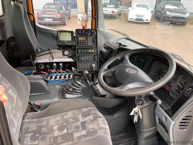 Speciale doeleinden vrachtwagen Mercedes-Benz Atego 1524 L 4x2 Atego 1524 L 4x2 Kehrmaschine FAUN Viajet