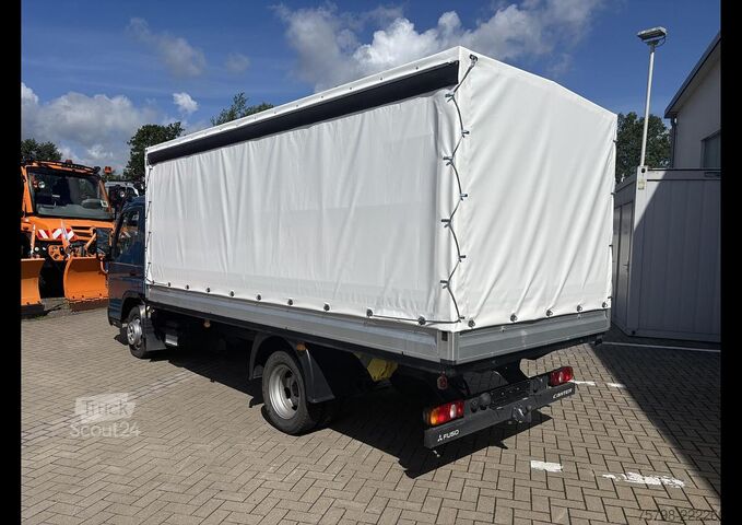 Plataforma de carga FUSO 3C13
