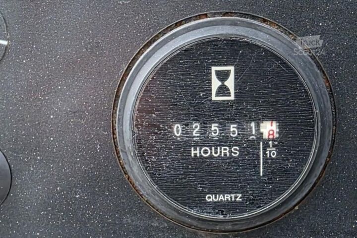 Articulated telescopic work platform Genie Z34/22 As-Is, Diesel, 4x4 Drive, 12.6m Working Hei