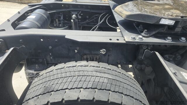 стандартний тягач Ford F-MAX
