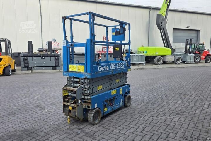 Šķēres lifts Genie GS1932 Electric, Working Height 7.8 m, 227kg Capac