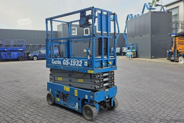 Šķēres lifts Genie GS1932 Electric, Working Height 7.8 m, 227kg Capac