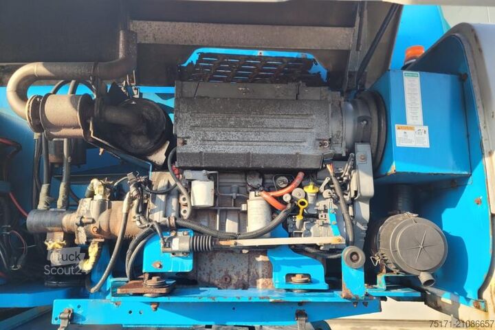 Телескопическая платформа Genie S125 As-Is, Diesel, 4x4x4 Drive, 40.1m Working Hei