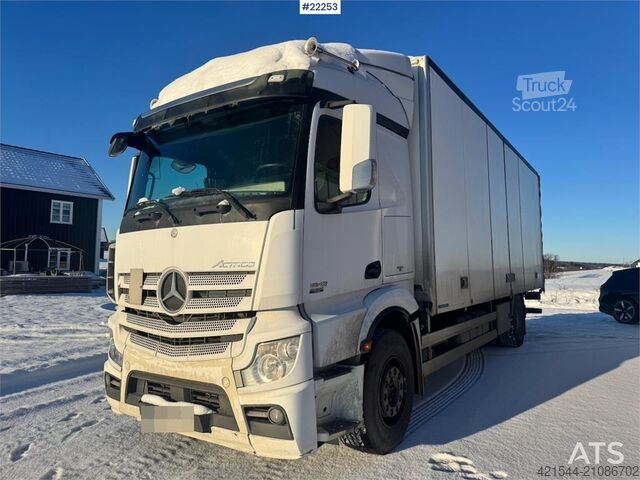 Kuffert Mercedes-Benz Actros 1842 Box Truck – Full Side Opening WATCH VI